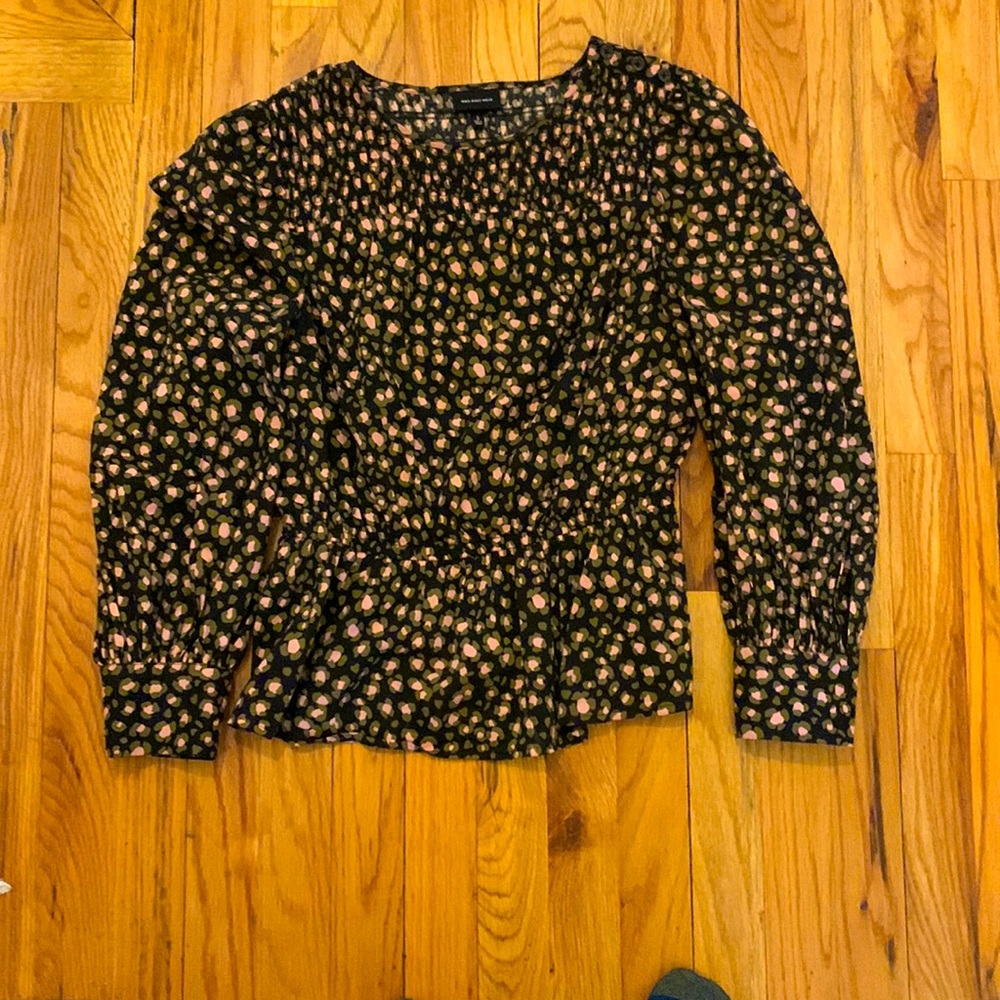 Who What Wear size Small blouse. Fun print. Black w/ pink and taupe graphic.